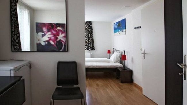 Swiss Star Guesthouse District 4 - Contactless Self Check-In Zurigo Camera foto